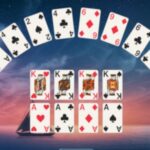 Crescent Solitaire